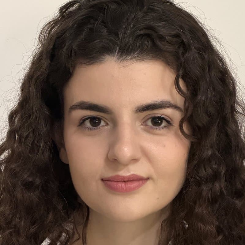 Retrato de Leiziane Sartti